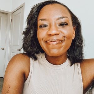 Meet your Posher, Janae